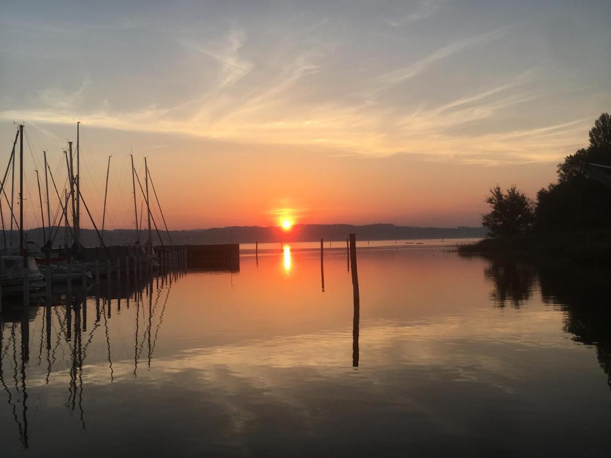 Zwischen Hafen Und Strandbad คอนสตานซ์ ภายนอก รูปภาพ